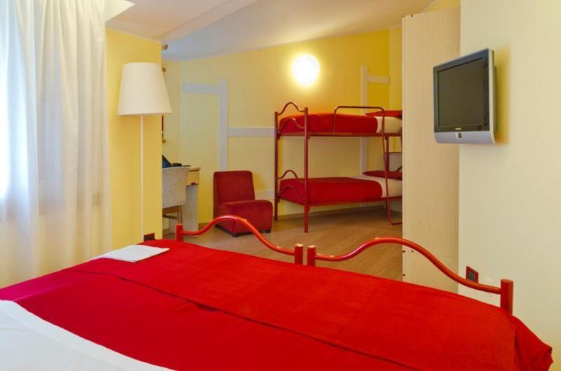 Hotel Carlton Treviso Esterno foto
