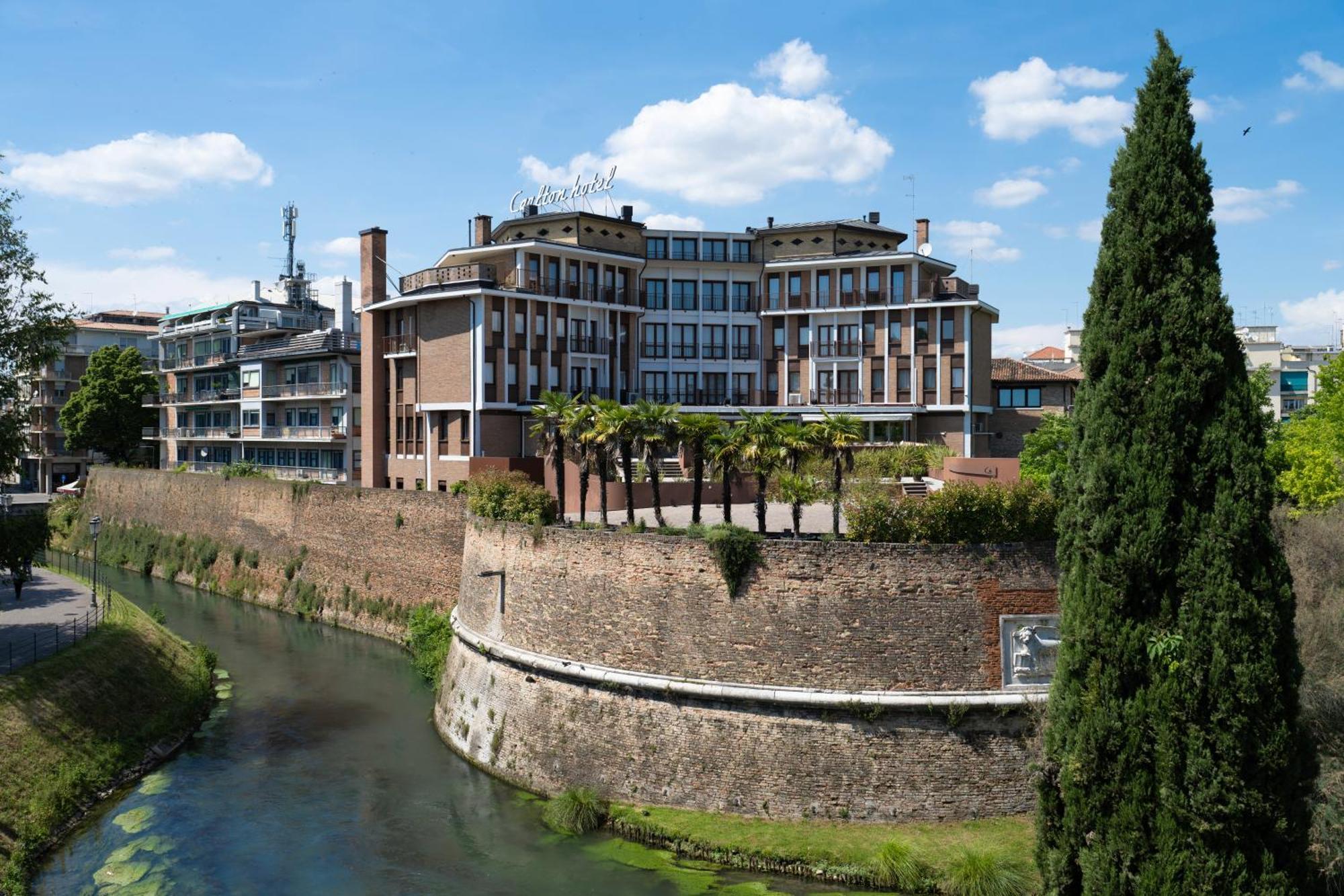 Hotel Carlton Treviso Esterno foto